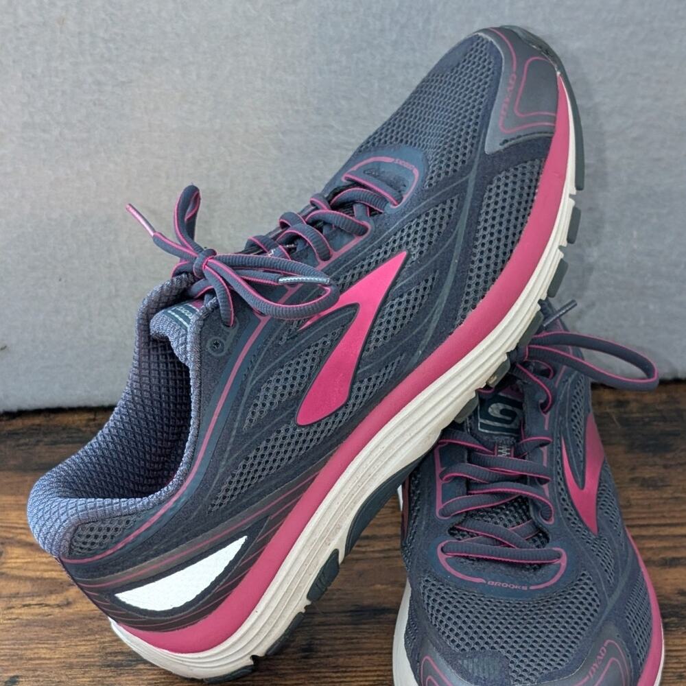 Brooks Shoes Womens 11 Purple Dyad 9 1202231D442 Blue Running Sneakers